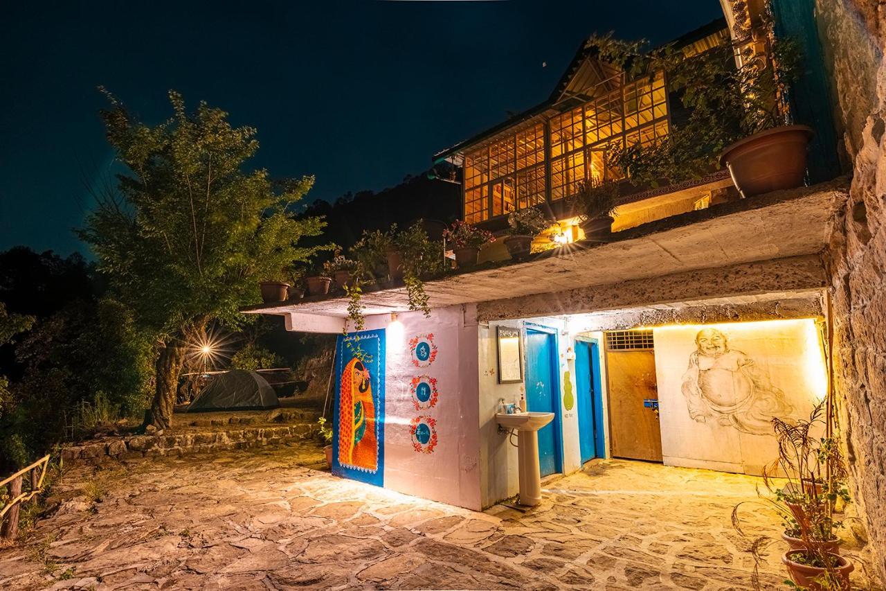 Vista Hostel Jeolikote, Nainital Patwa Dunga Exterior photo
